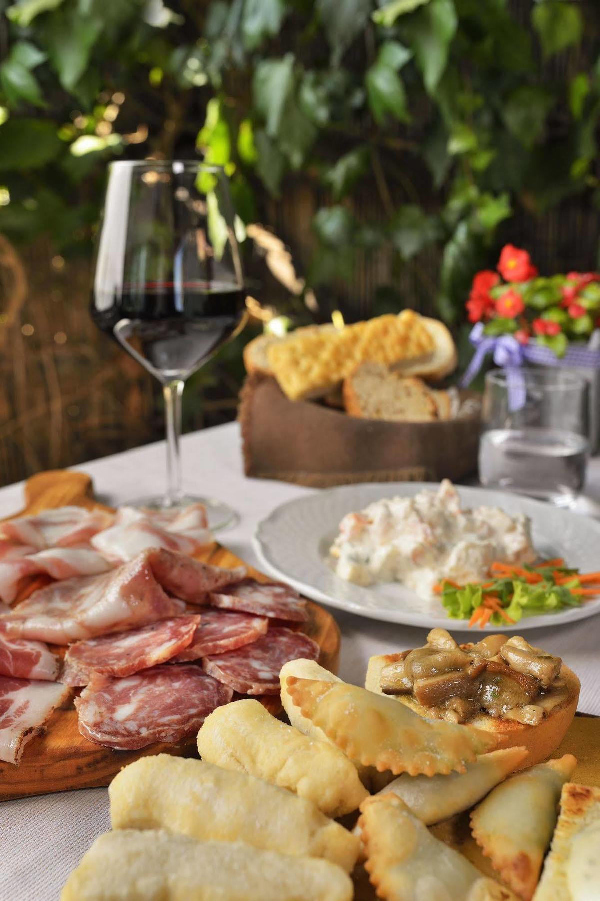 Antica Locanda Luigina Mattarana Exteriör bild