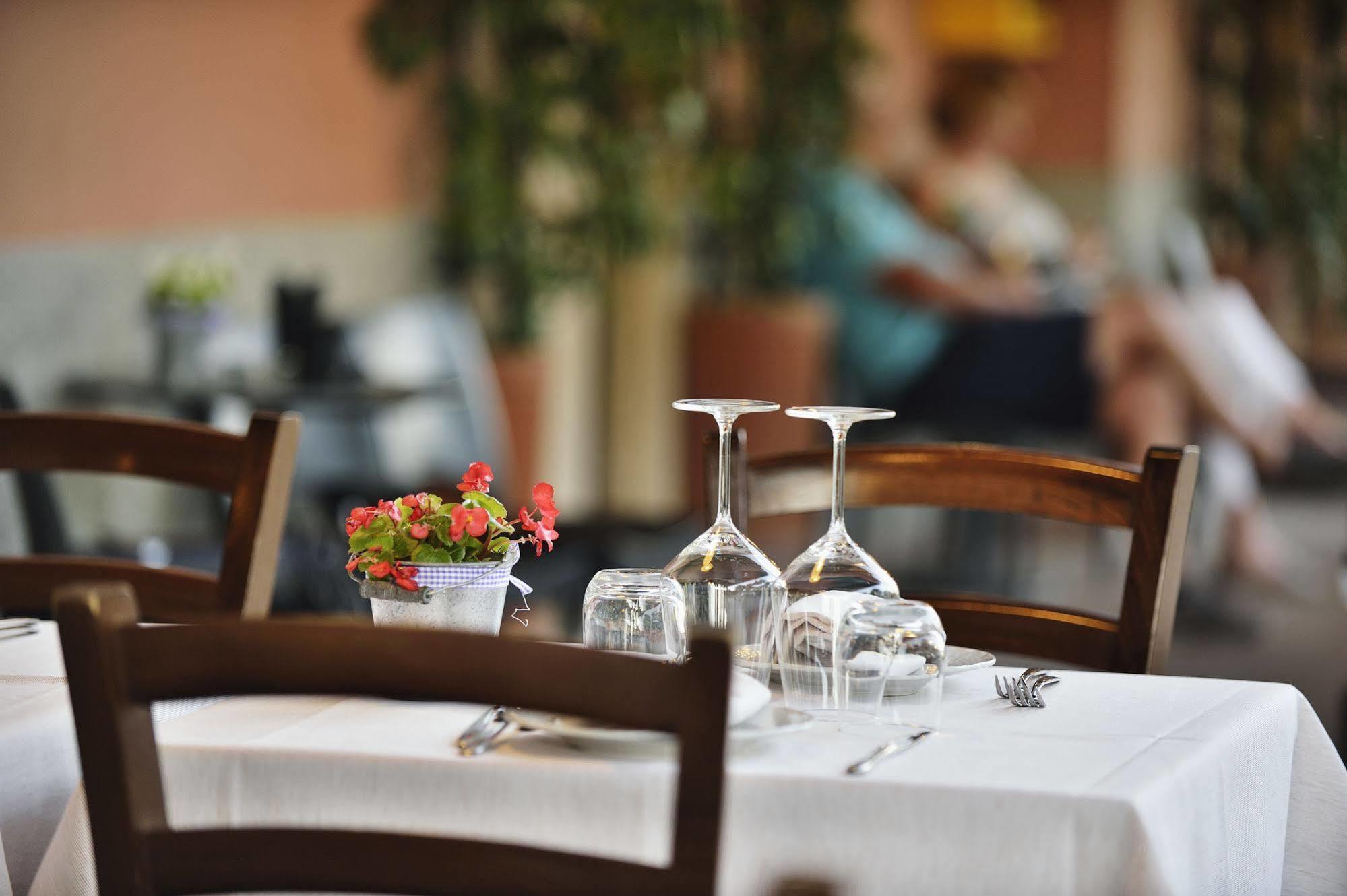 Antica Locanda Luigina Mattarana Exteriör bild
