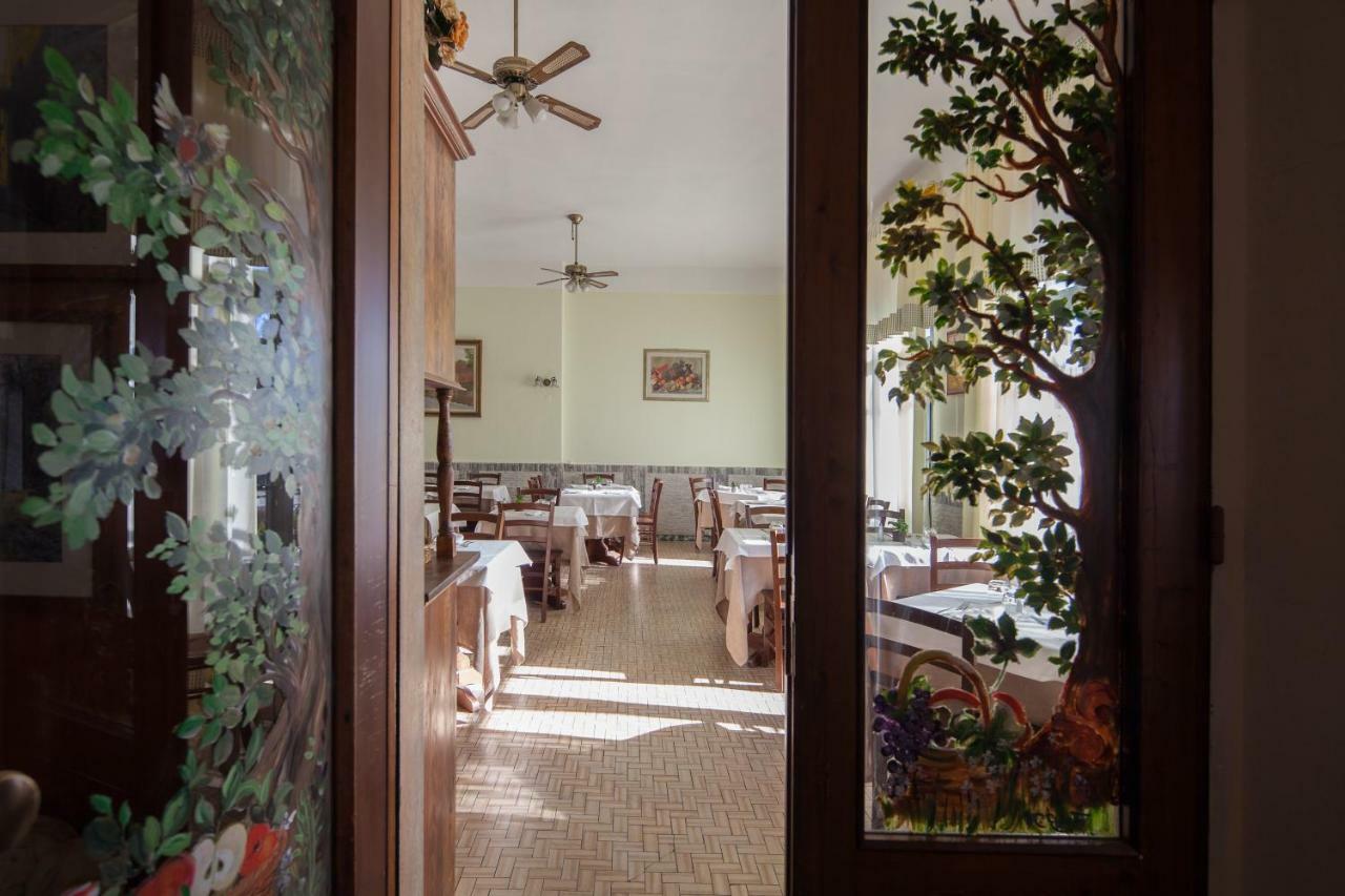 Antica Locanda Luigina Mattarana Exteriör bild